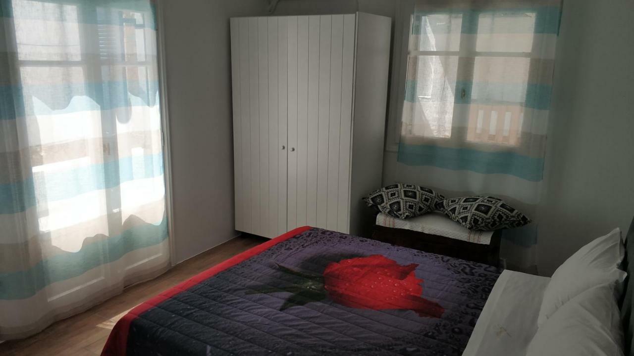 Flag Suites Pollonia Exterior foto